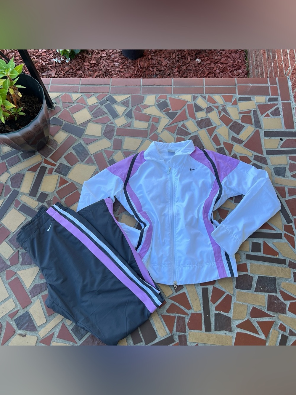 Y2K Vintage Nike Women's White and pink Track Suit Jacket & Pants